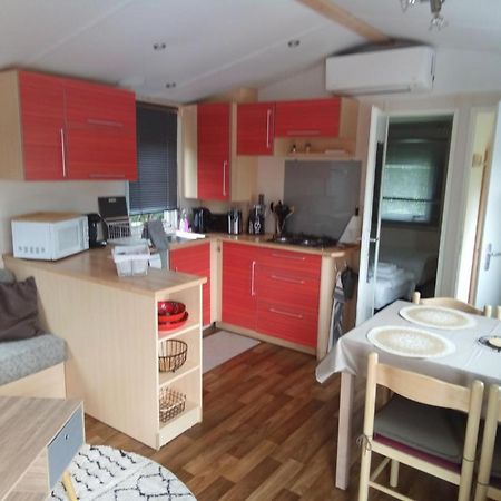 Les Chalets Salineens Salies-du-Salat 外观 照片