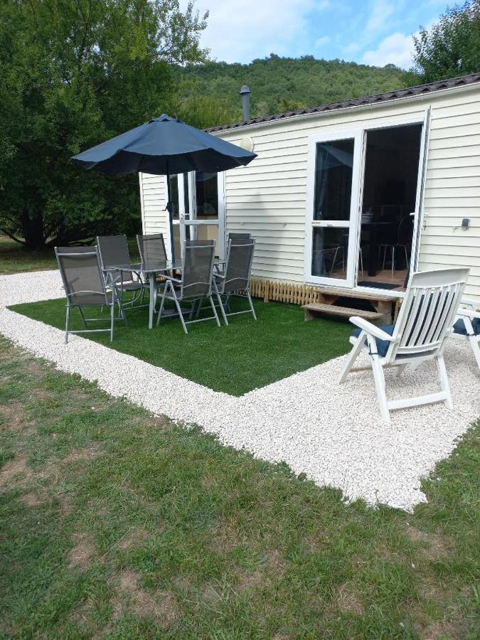 Les Chalets Salineens Salies-du-Salat 外观 照片